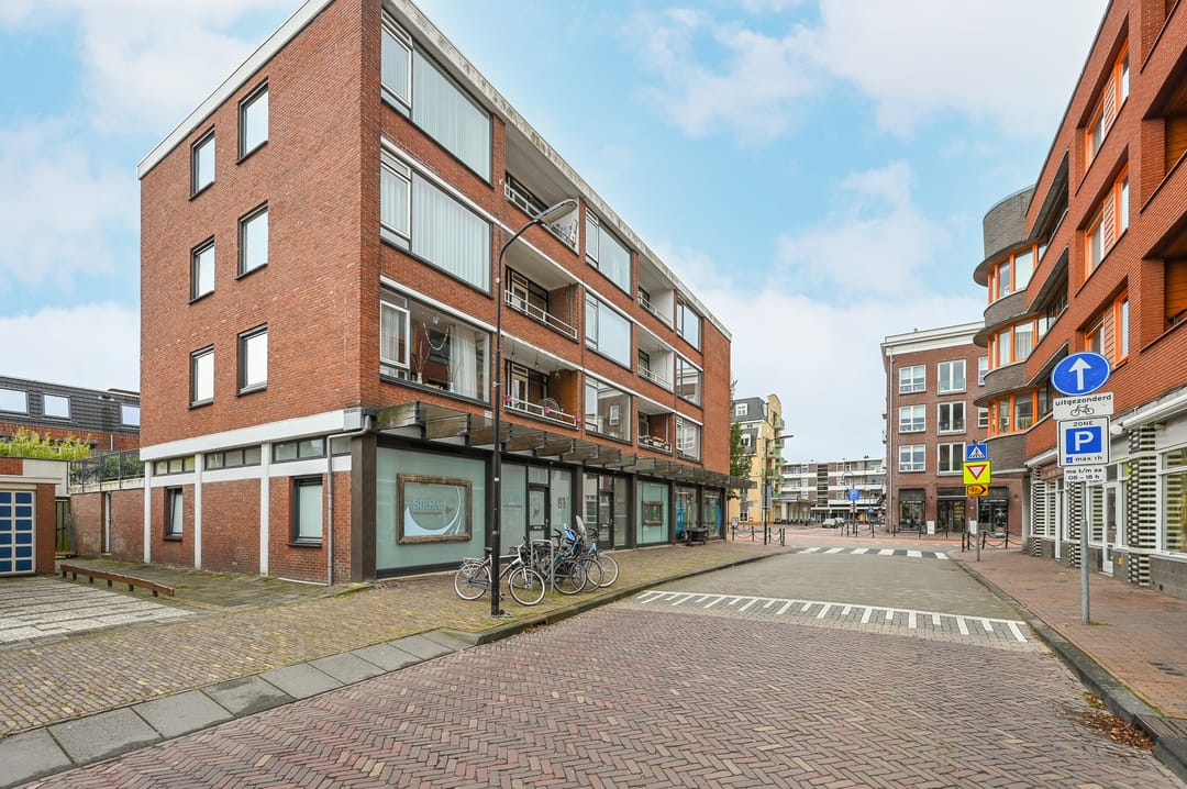 Photo 7 of Damstraat 42