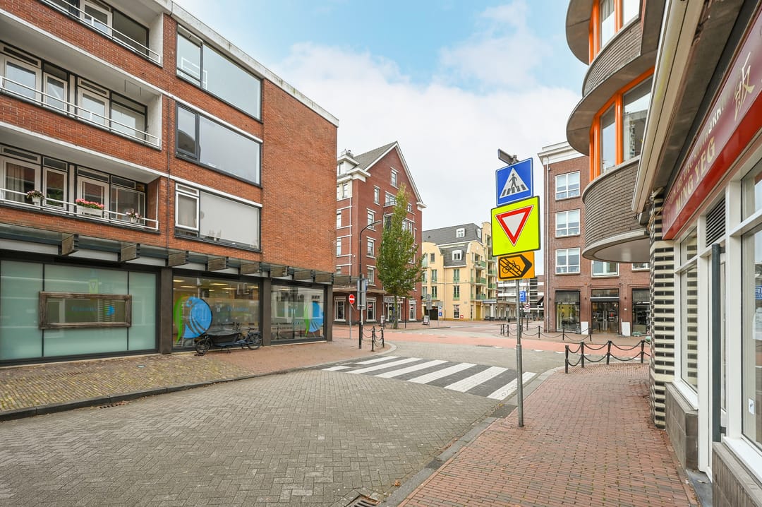 Photo 8 of Damstraat 42