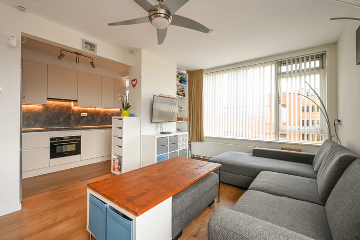 Foto 18 van Damstraat 42