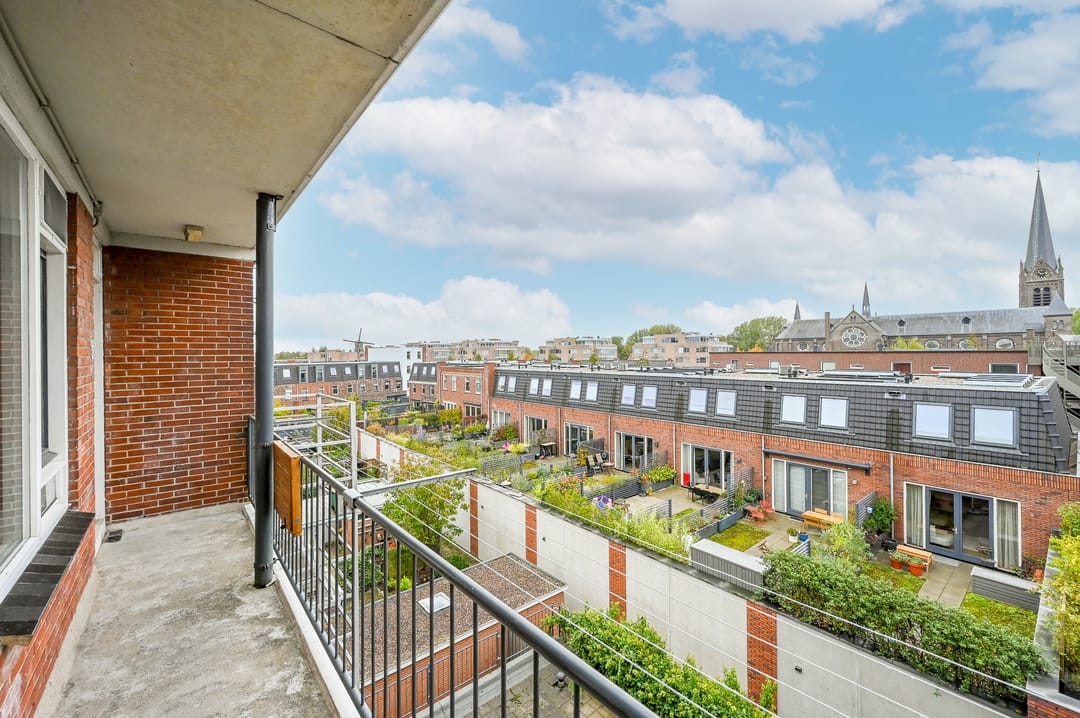 Photo 11 of Damstraat 42