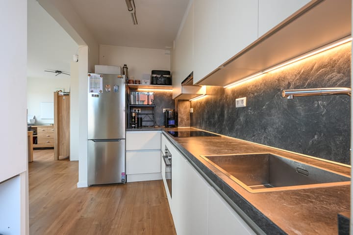 Foto 22 van Damstraat 42