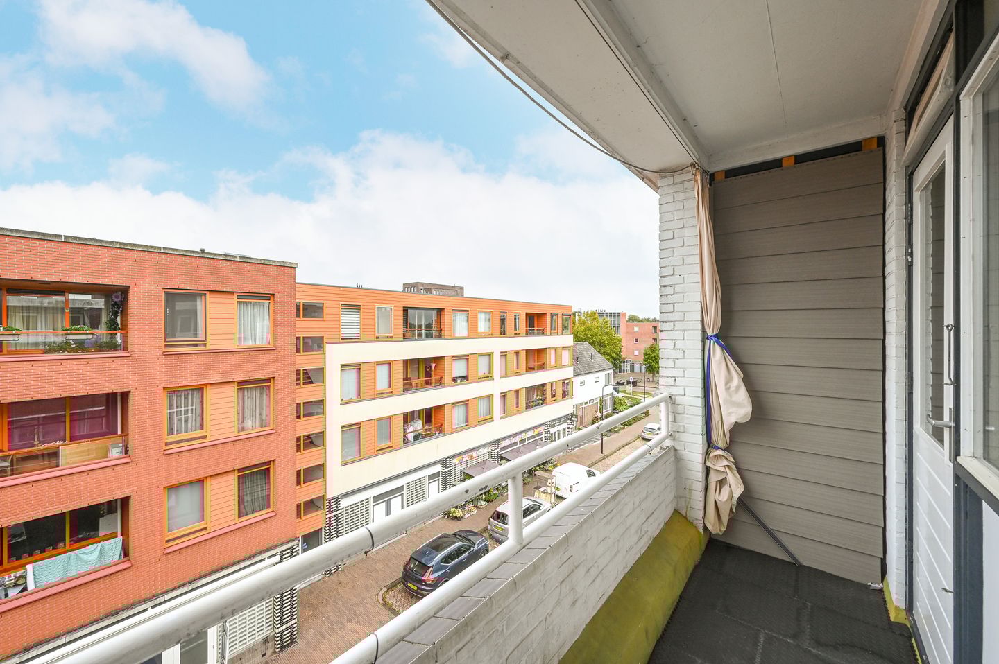 Photo 25 of Damstraat 42