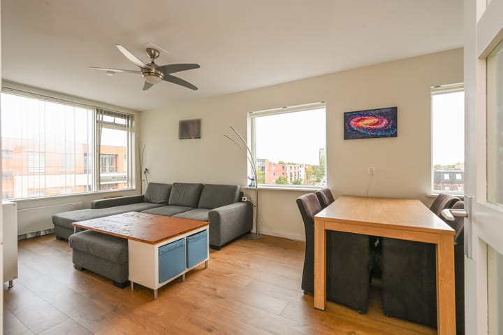 Foto 17 van Damstraat 42