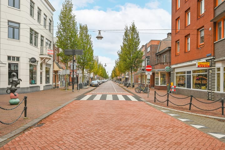 Foto 37 van Damstraat 42