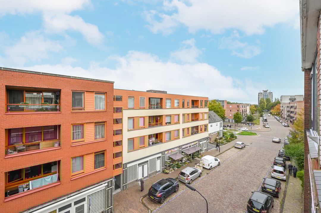 Photo 28 of Damstraat 42