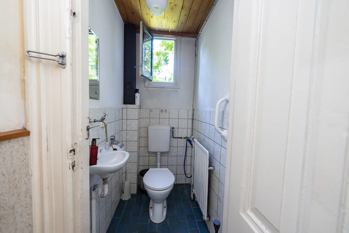 Photo 21 of Jhr Strick van Linschotenlaan 3