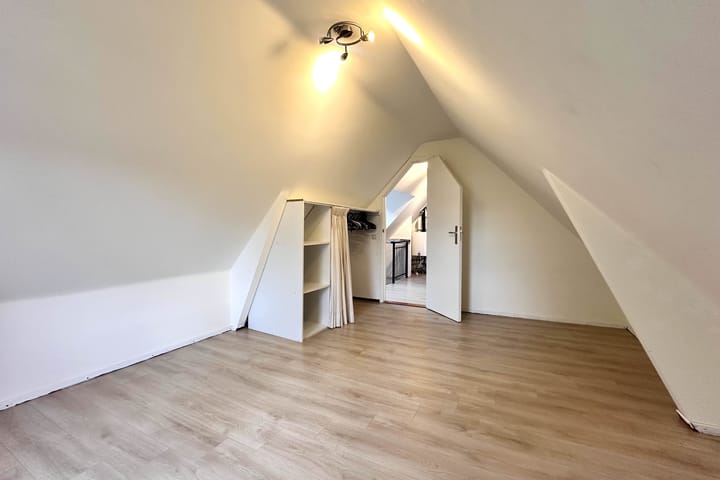 Foto 12 van Lambertusstraat 78-02