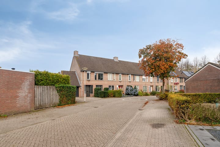 Photo 36 of Cloete 10