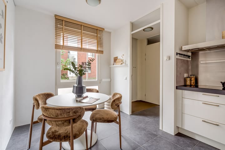 Photo 7 of Heemstedelaan 12