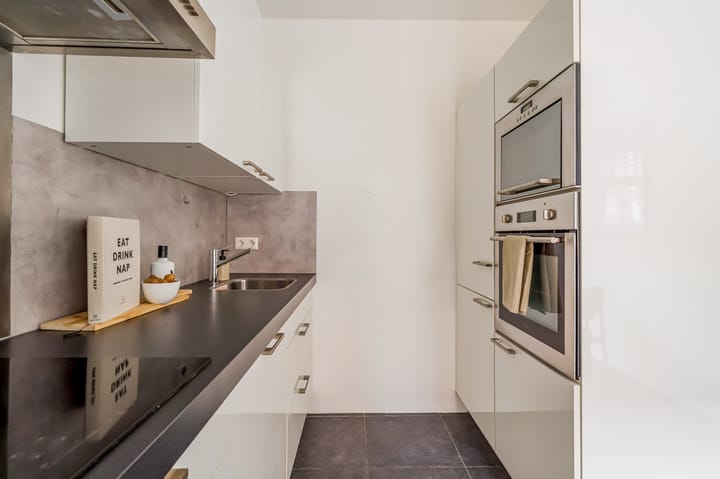 Photo 9 of Heemstedelaan 12