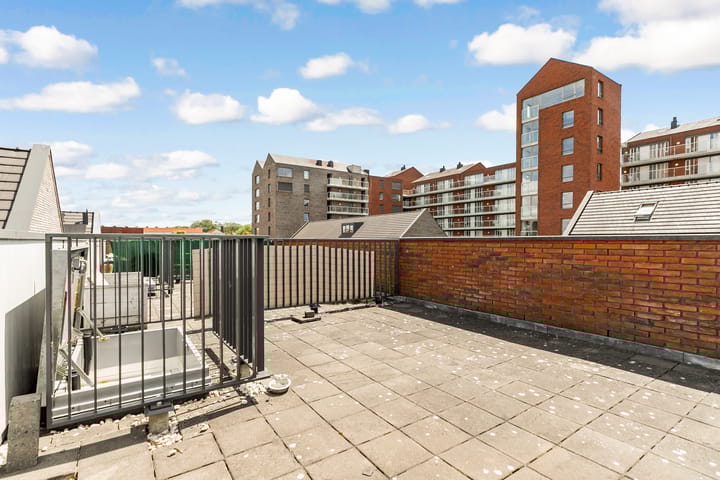 Photo 32 of Heemstedelaan 12