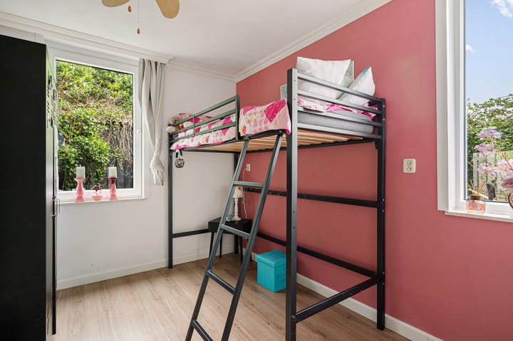 Foto 22 van Raiffeisenstraat 25