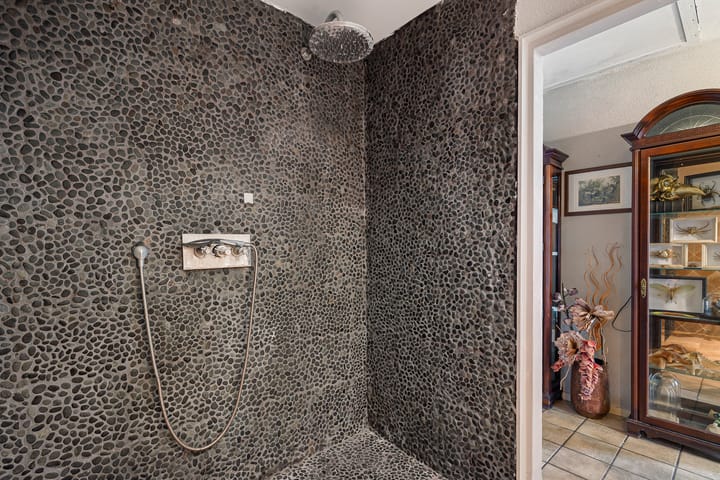 Foto 16 van Raiffeisenstraat 25