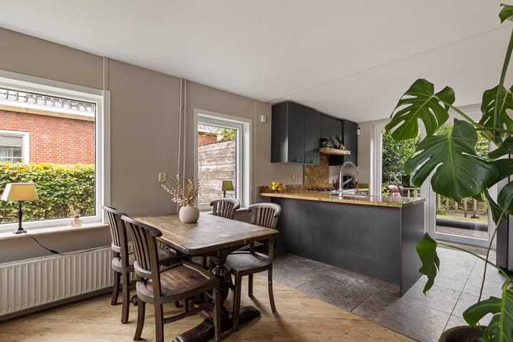 Foto 12 van Raiffeisenstraat 25