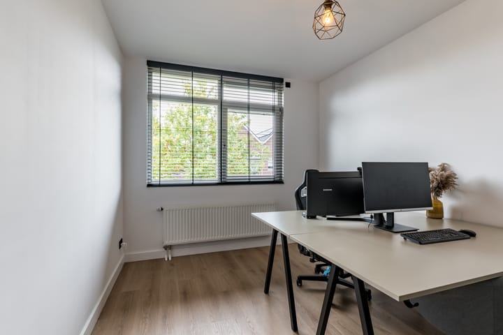 Foto 21 van Veenendaalstraat 127