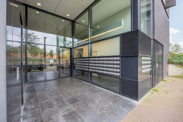 Foto 10 van Dirk Hartogstraat 209