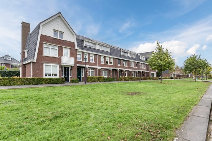 Foto 44 van Veenendaalstraat 127