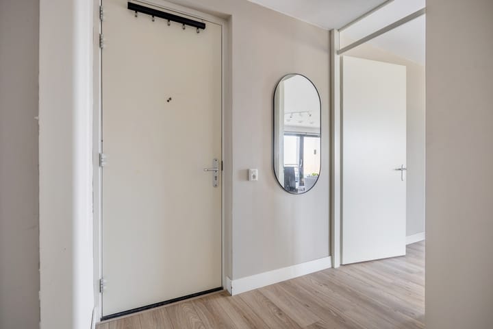 Foto 16 van Dirk Hartogstraat 209