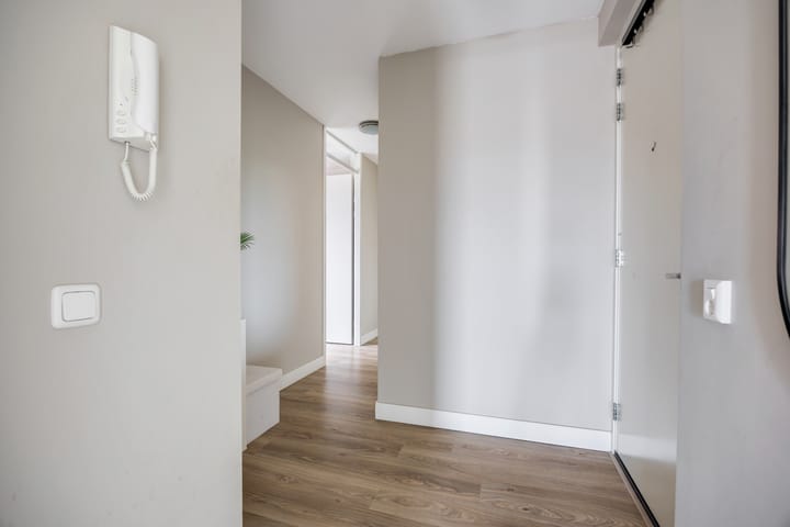 Foto 19 van Dirk Hartogstraat 209