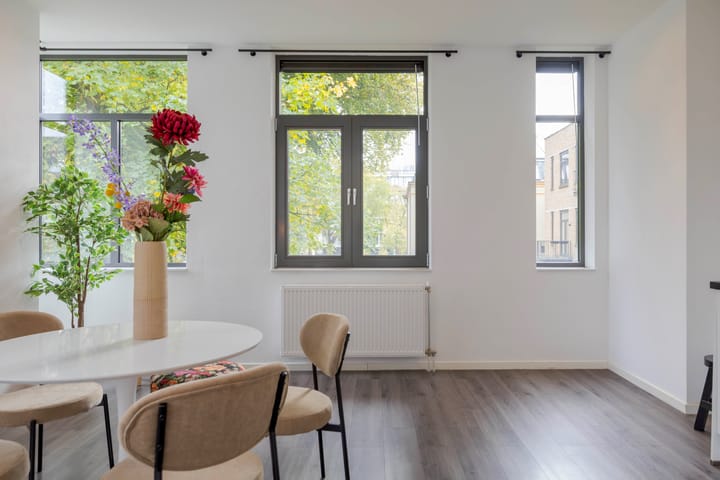 Foto 21 van Velperweg 19-120