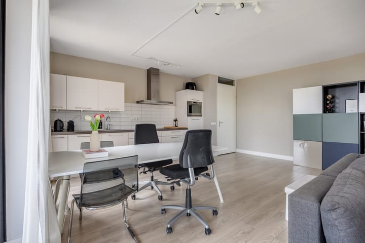 Foto 33 van Dirk Hartogstraat 209