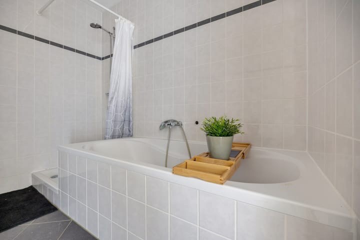 Foto 43 van Dirk Hartogstraat 209