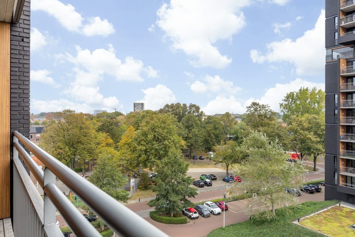 Foto 54 van Dirk Hartogstraat 209