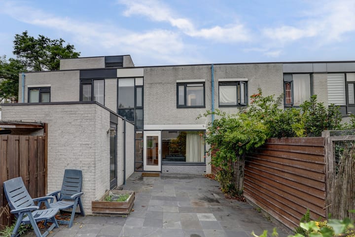 Foto 25 van Wilhelmina van Pruisenlaan 226