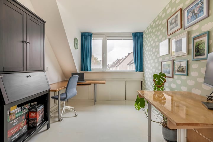 Photo 28 of Amazonestraat 15