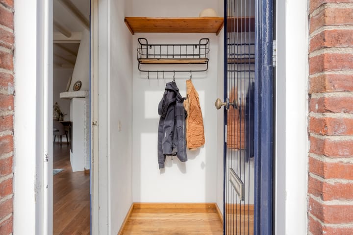 Photo 7 of Teugenaarsstraat 56