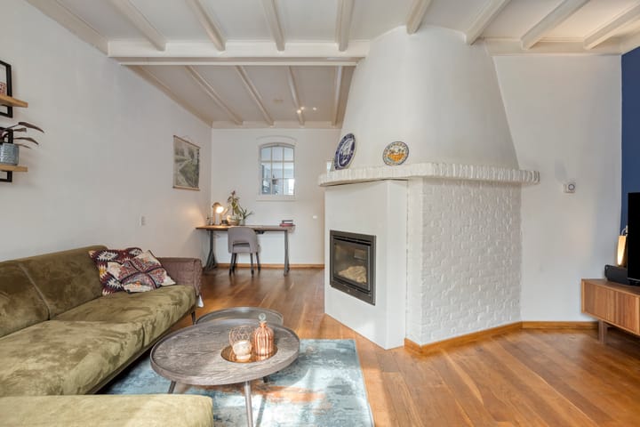 Photo 10 of Teugenaarsstraat 56