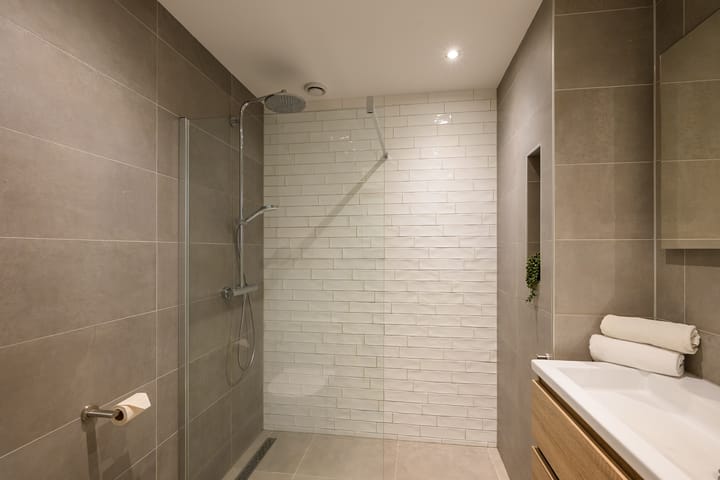 Foto 33 van Rozenstraat 113