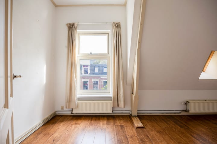 Foto 18 van Bronsgeeststraat 14