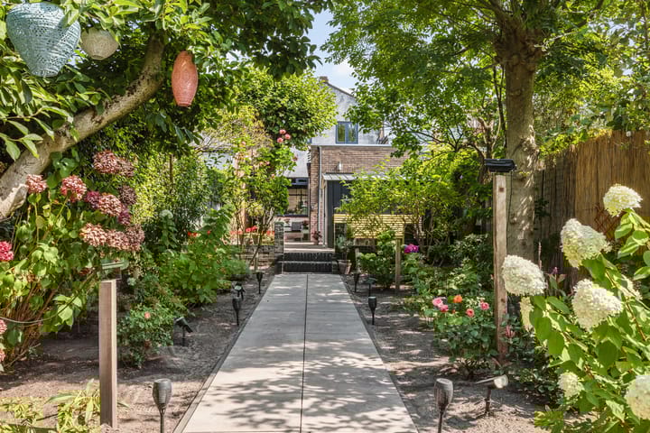 Foto 30 van Dijklaan 23