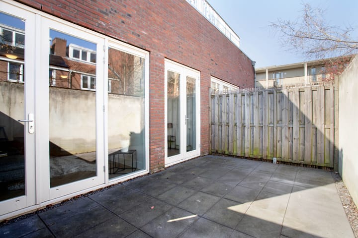 Foto 24 van Waalstraat 121-B