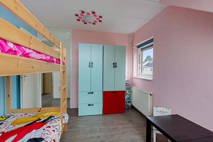 Photo 24 of Kompas 17