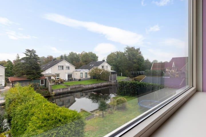 Photo 27 of Kompas 17