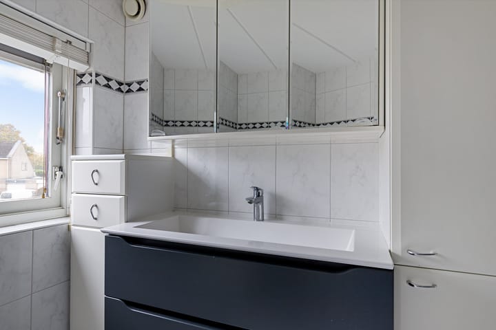 Photo 30 of Kompas 17