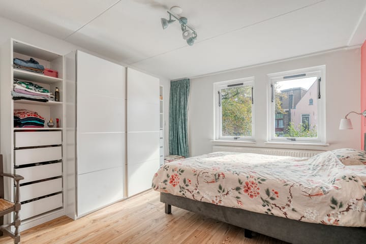 Photo 21 of Assiesstraat 10