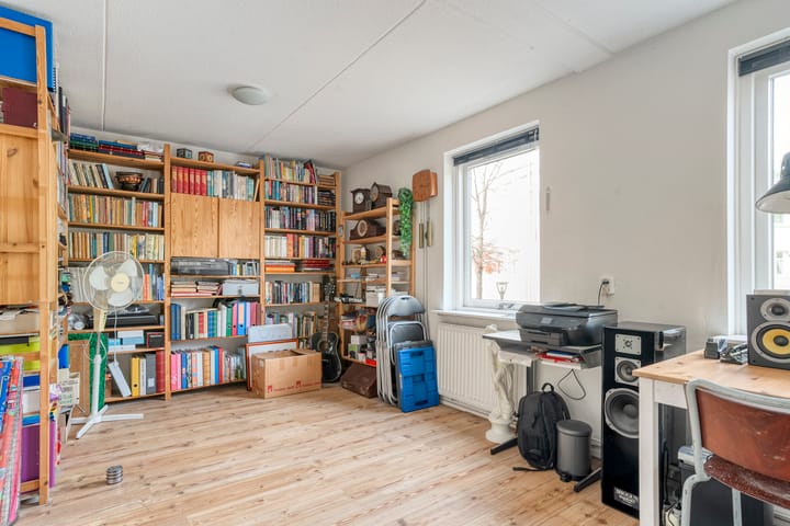 Photo 27 of Assiesstraat 10