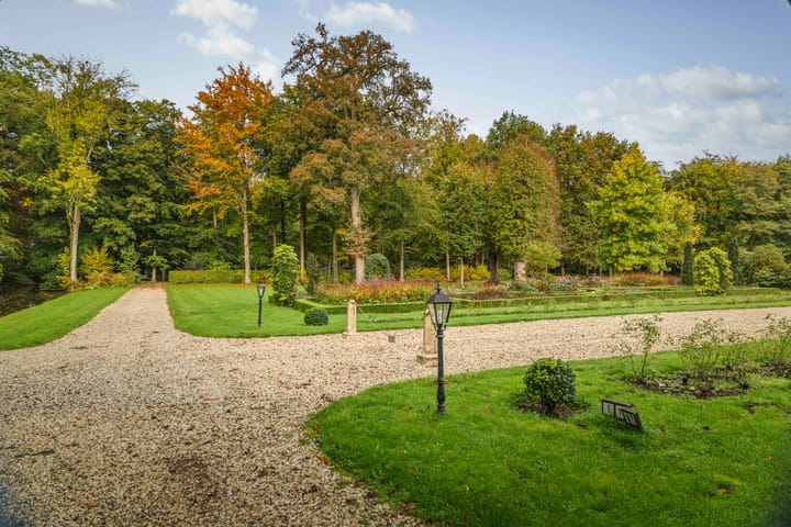 Foto 90 van Diepenveenseweg 1-B