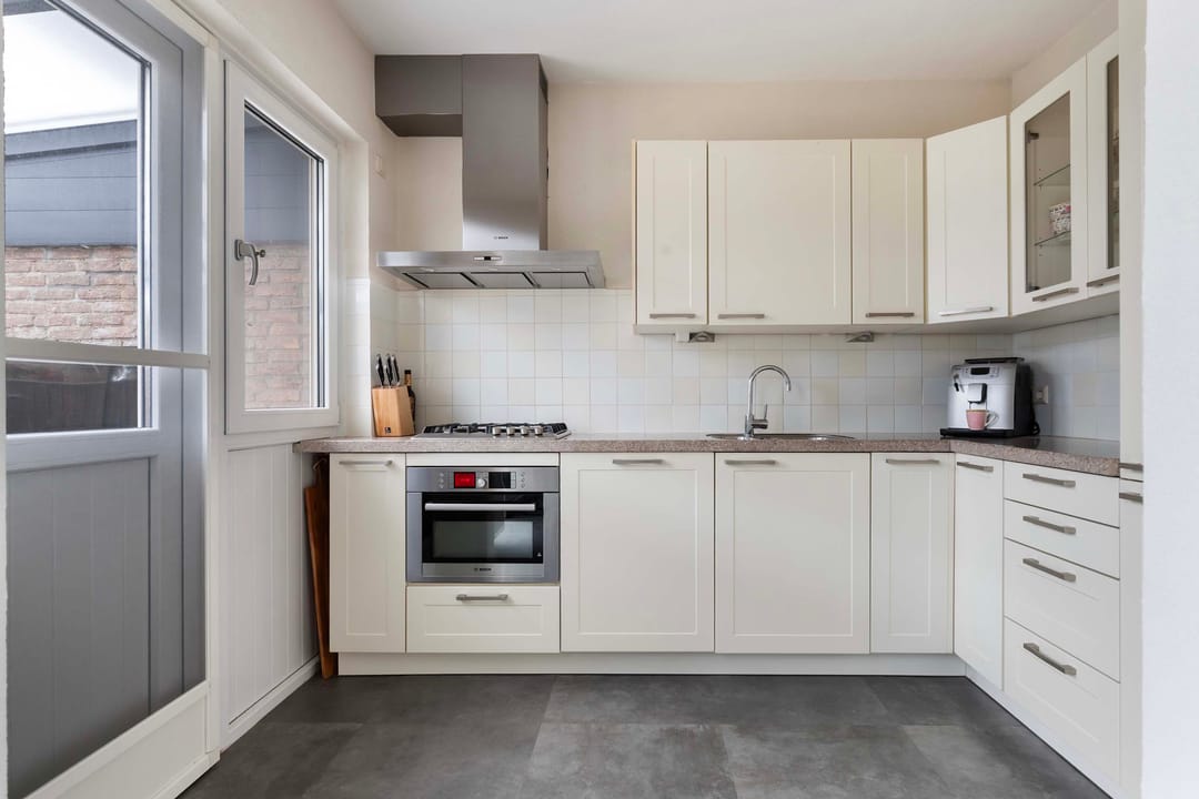 Foto 8 van Pieter de Hoochlaan 122