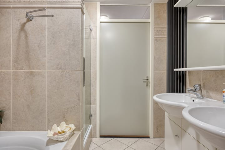 Photo 24 of Zandroos 1