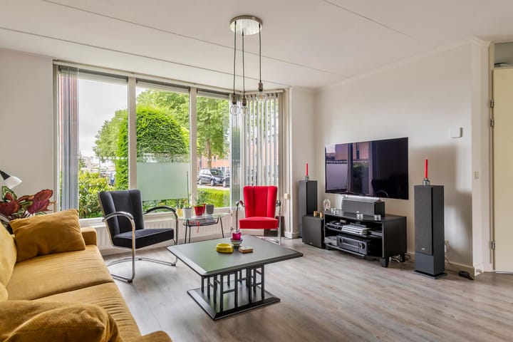 Foto 6 van Ranonkel 16