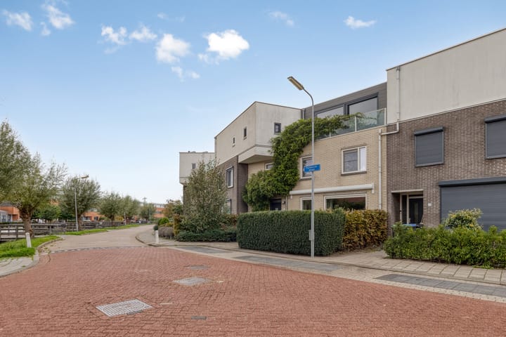 Foto 3 van Fluitekruidstraat 31