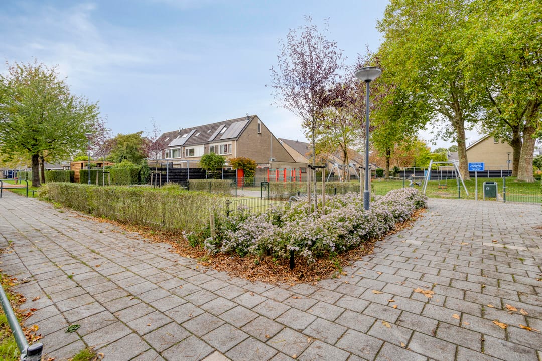 Foto 31 van Roofvogelstraat 44