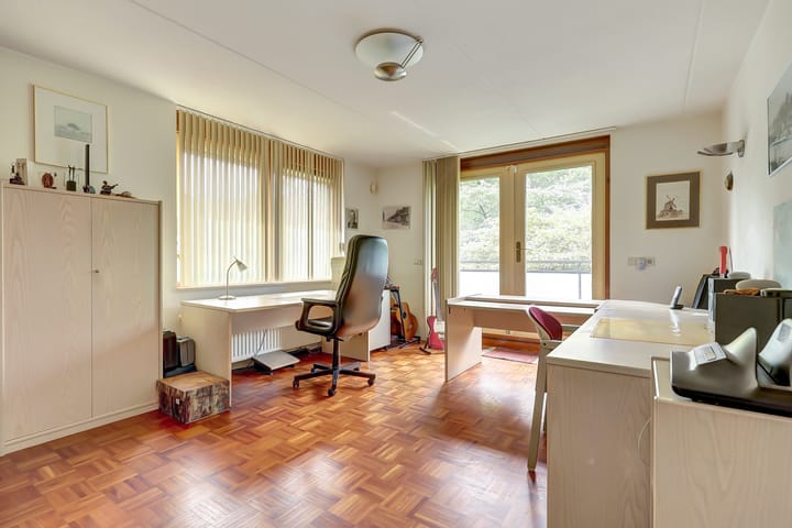 Photo 22 of Josuëlaan 4