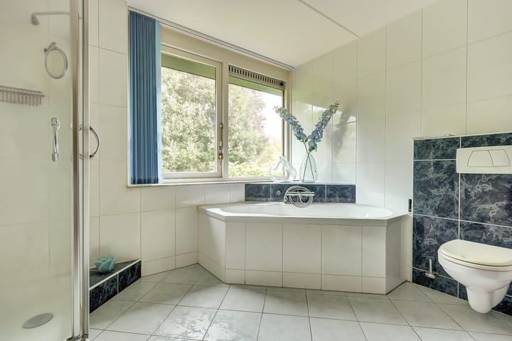 Photo 28 of Josuëlaan 4