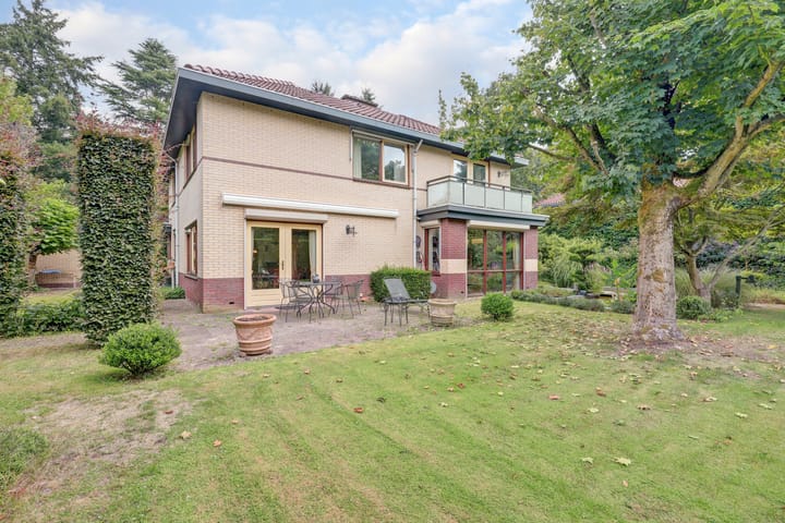 Photo 30 of Josuëlaan 4