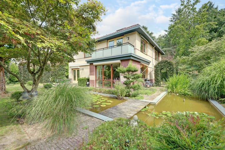 Photo 37 of Josuëlaan 4